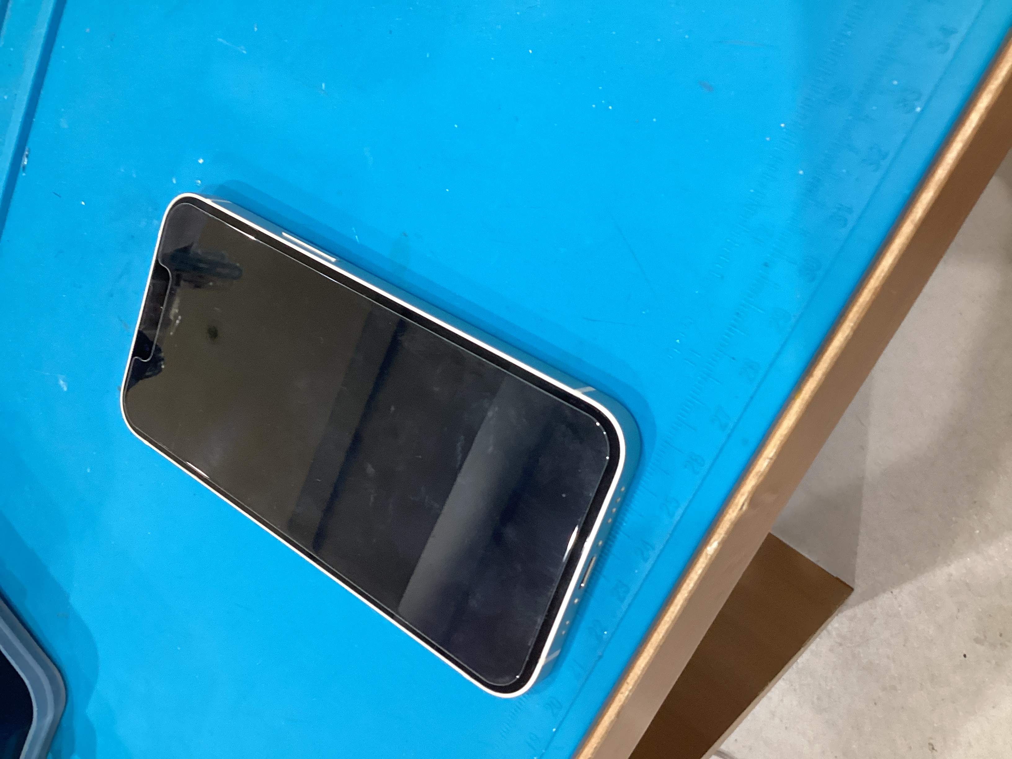 【iPhone13mini買取強化中】今がチャンス、アメモバ天神で高価買取実施中